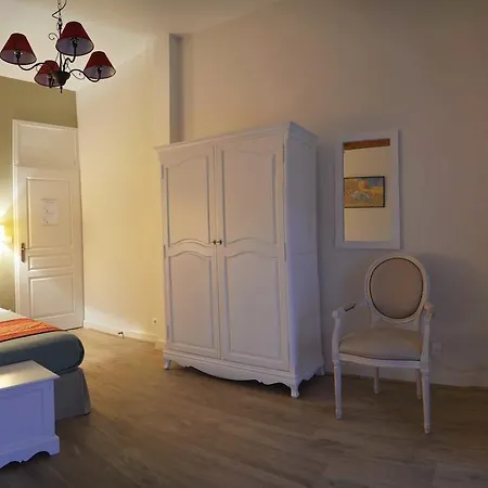 D'hotes Le Jardin Des Pierres Dorees 4* Marcy